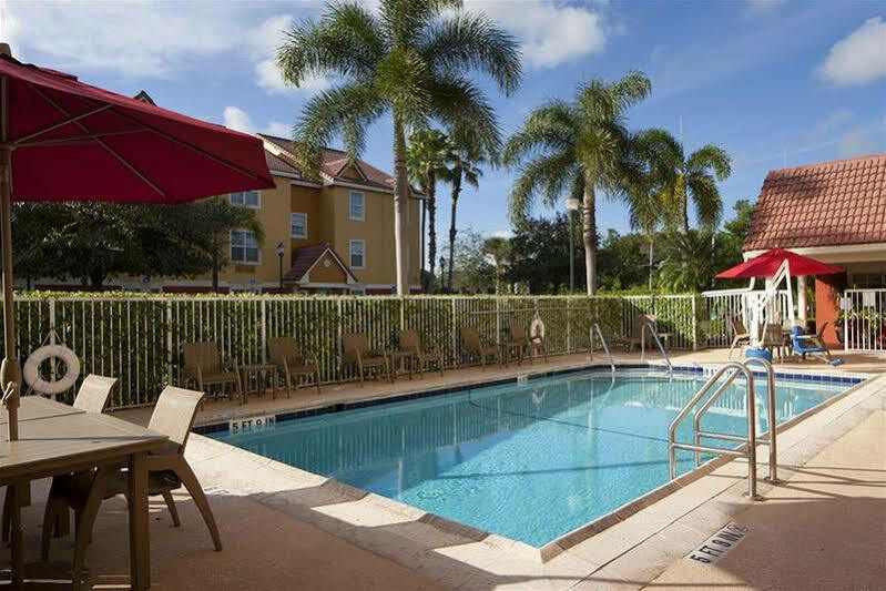 Towneplace Suites Fort Lauderdale West Экстерьер фото